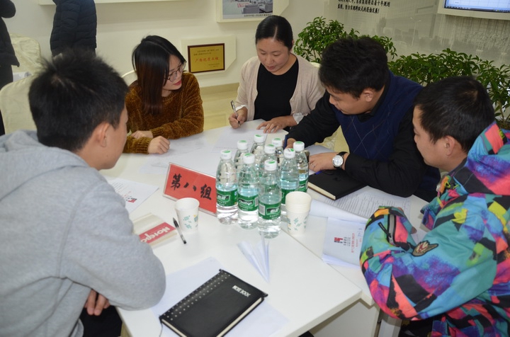 1520148529659705.jpg 香港六和盒宝典大全