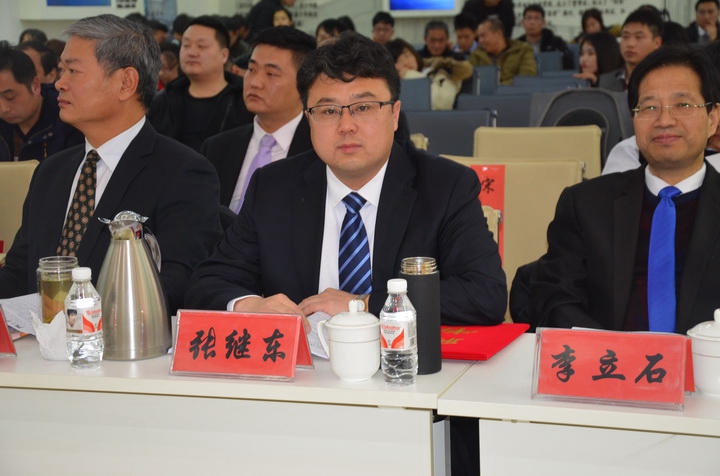 1524045054445409.jpg 香港六和盒宝典大全