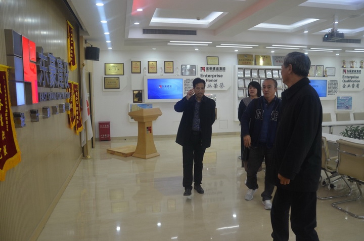 1524200994641986.jpg 香港六和盒宝典大全