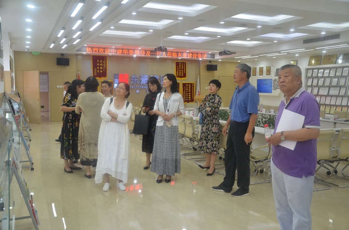 1526977057939981.jpg 香港六和盒宝典大全